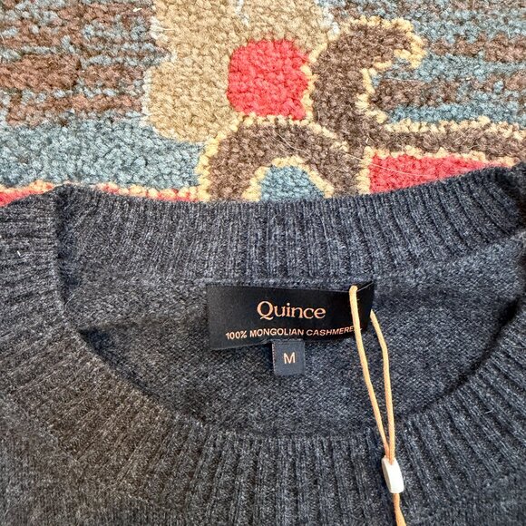 Quince Mongolian Cashmere Shrunken Crewneck Sweater in Charcoal, Size Medium - Picture 2 of 3